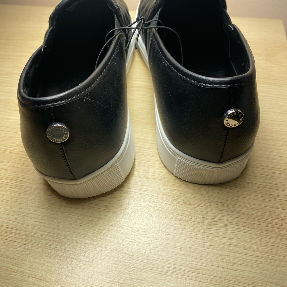 Steve Madden Slip On Sneakers NWT - Picture 5 of 8